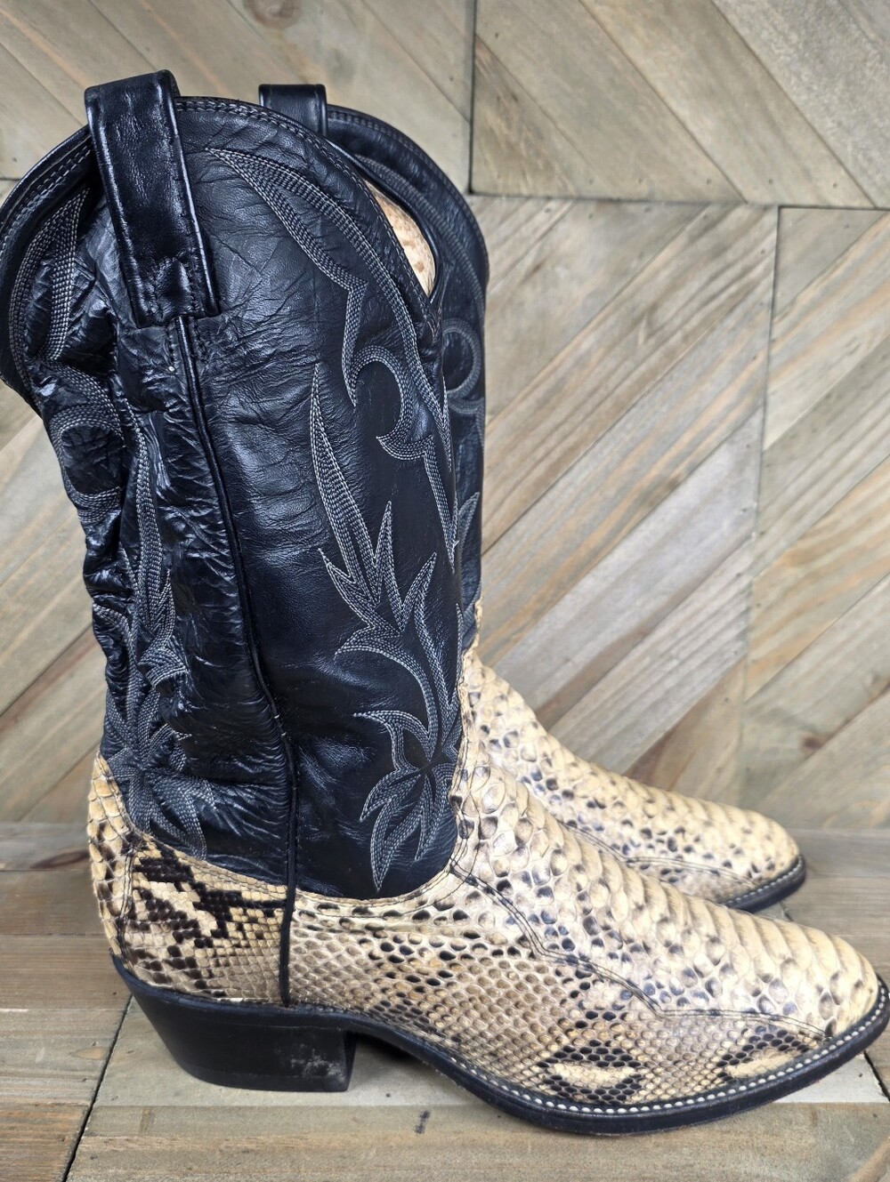 Vintage Dan Post Exotic Snakeskin Yellow Python Western Cowboy Boots Size 12 D
